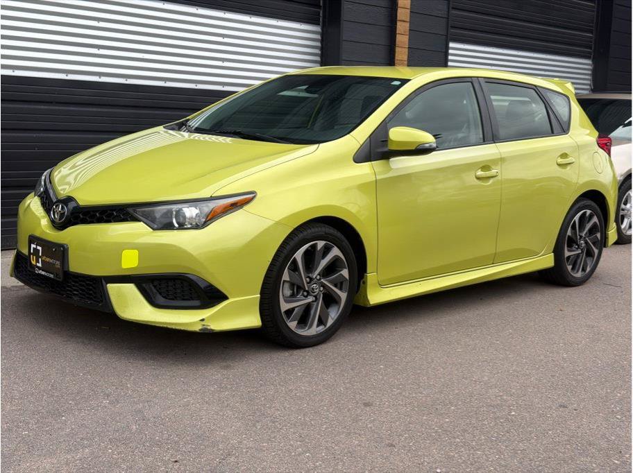 Used 2017 Toyota Corolla iM w/ Carpet Mat Package FWD image 6