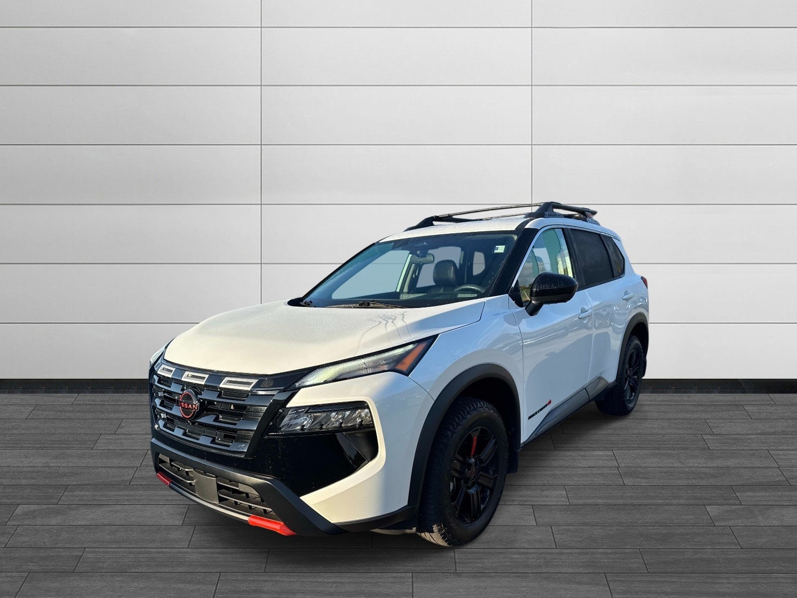 Used 2025 Nissan Rogue SV AWD/4WD image 7