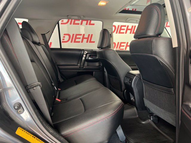 Used 2020 Toyota 4Runner TRD Off-Road Premium w/ Moonroof Package AWD/4WD image 10