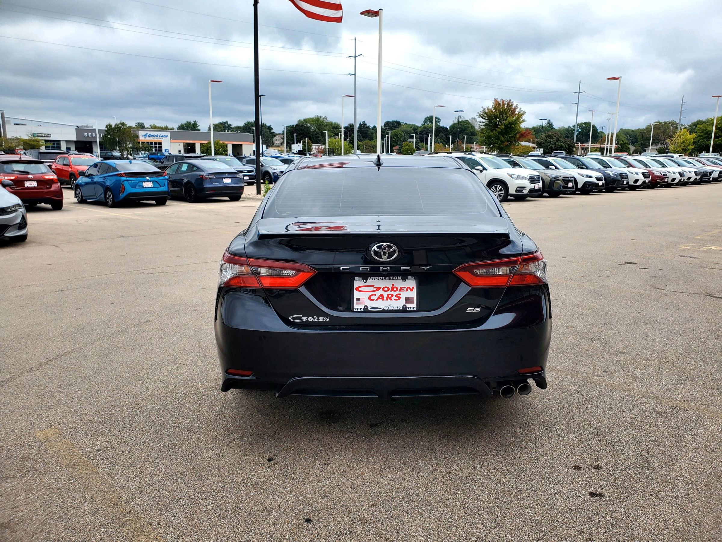 Used 2022 Toyota Camry SE image 6