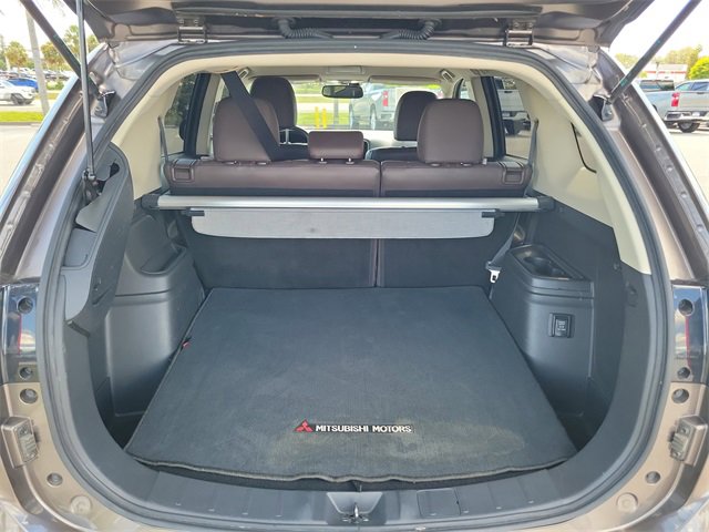 Used 2018 Mitsubishi Outlander SEL image 6