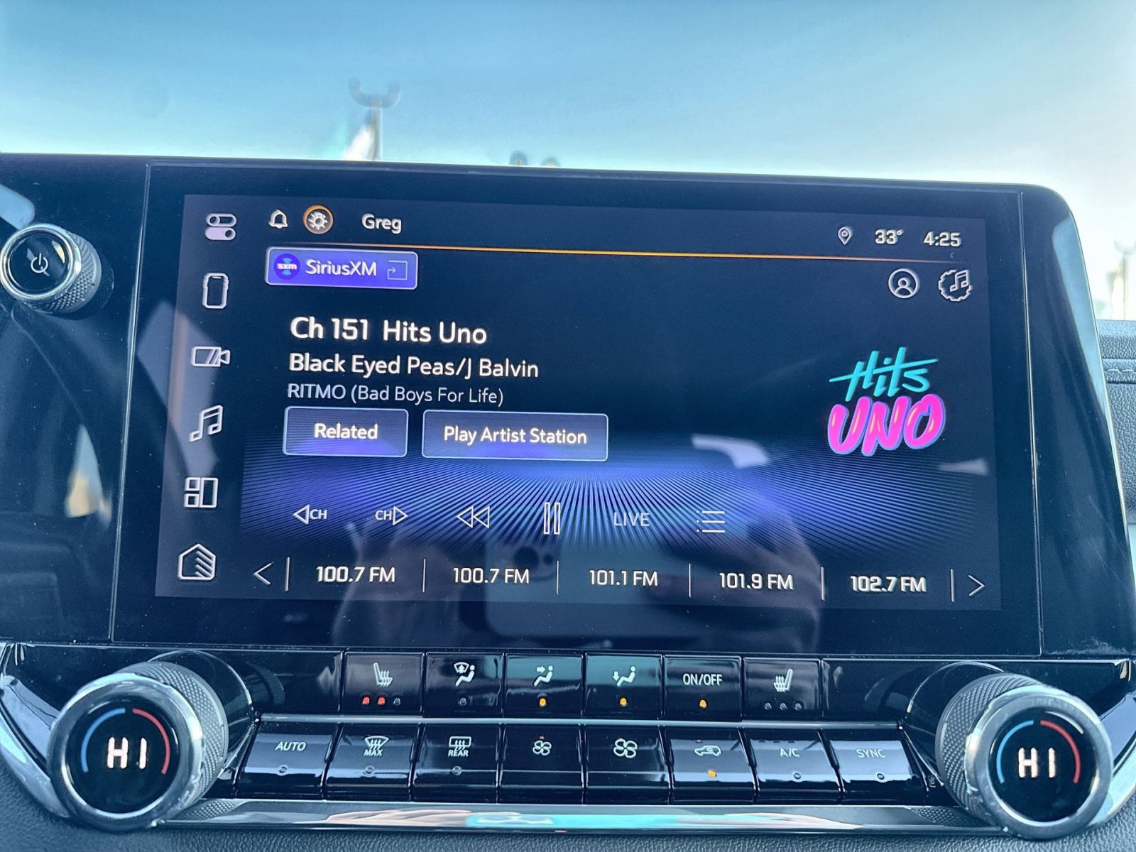 Used 2024 Chevrolet Colorado LT w/ LT Convenience Package II image 18