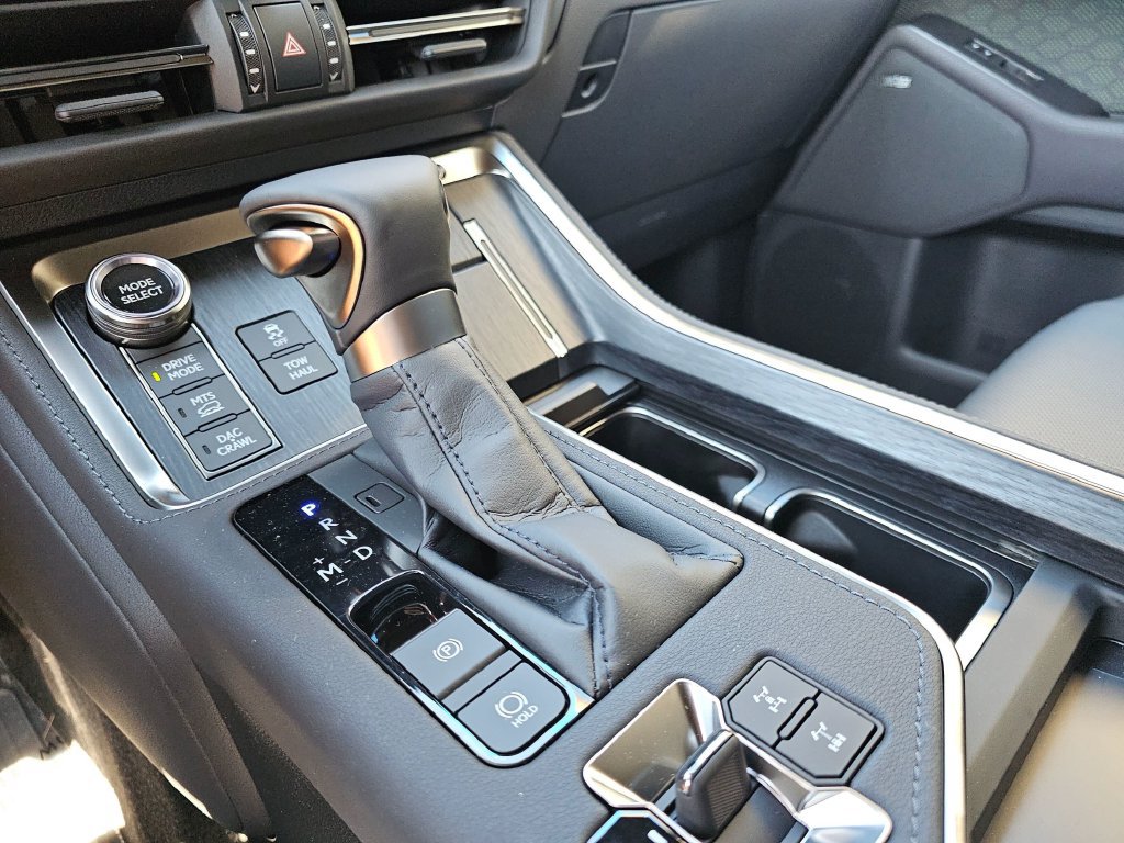 Used 2026 Lexus GX 550 AWD/4WD image 30