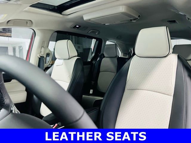 New 2026 Honda Odyssey Elite image 3