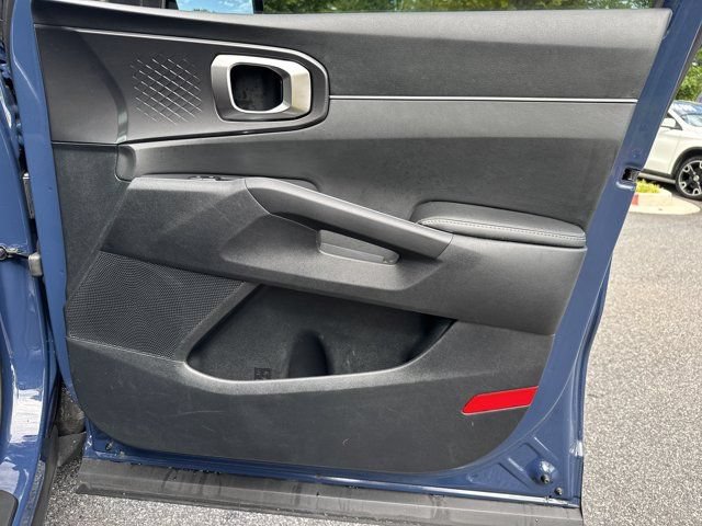 Used 2024 Kia Sorento S w/ Panoramic Sunroof Package FWD image 15