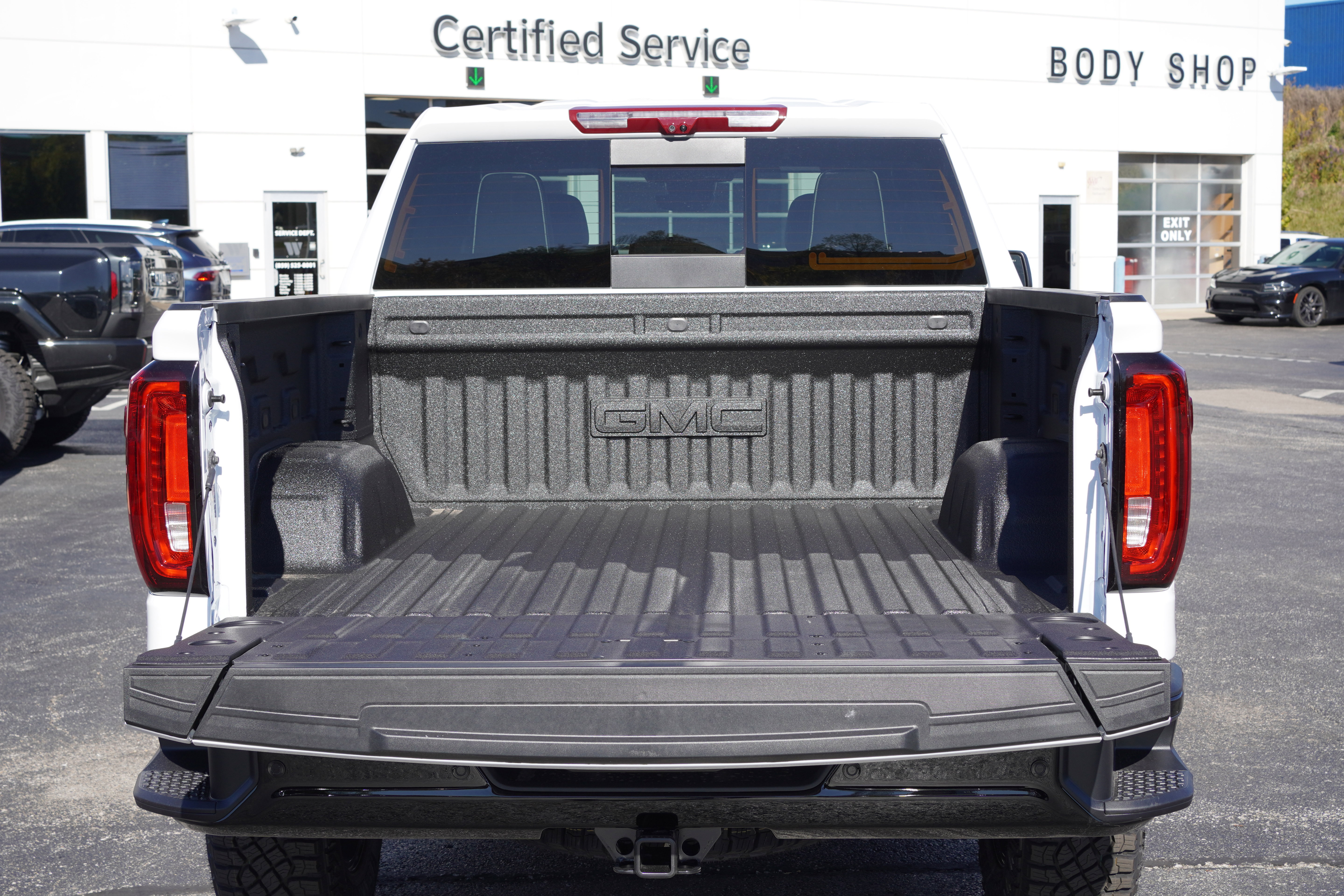 New 2026 GMC Sierra 1500 AT4X AWD/4WD image 12