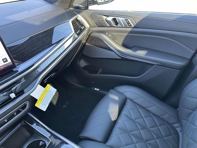 New 2026 BMW X7 xDrive40i w/ M Sport Package image 18