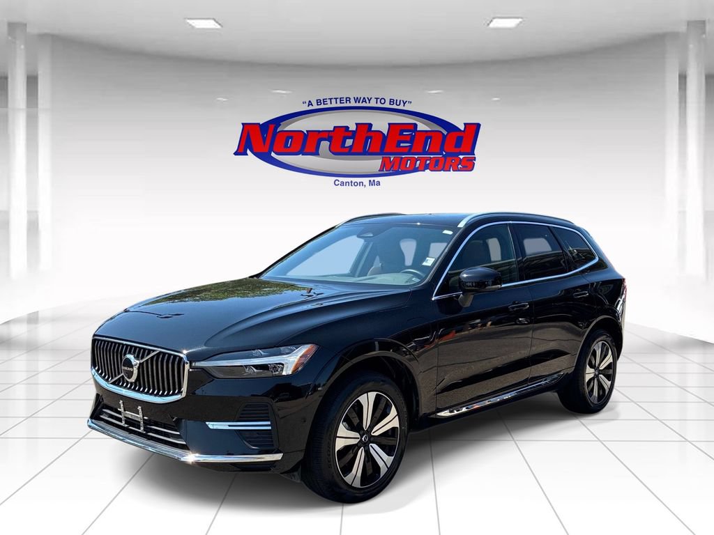 Used 2023 Volvo XC60 T8 Plus AWD/4WD image 3