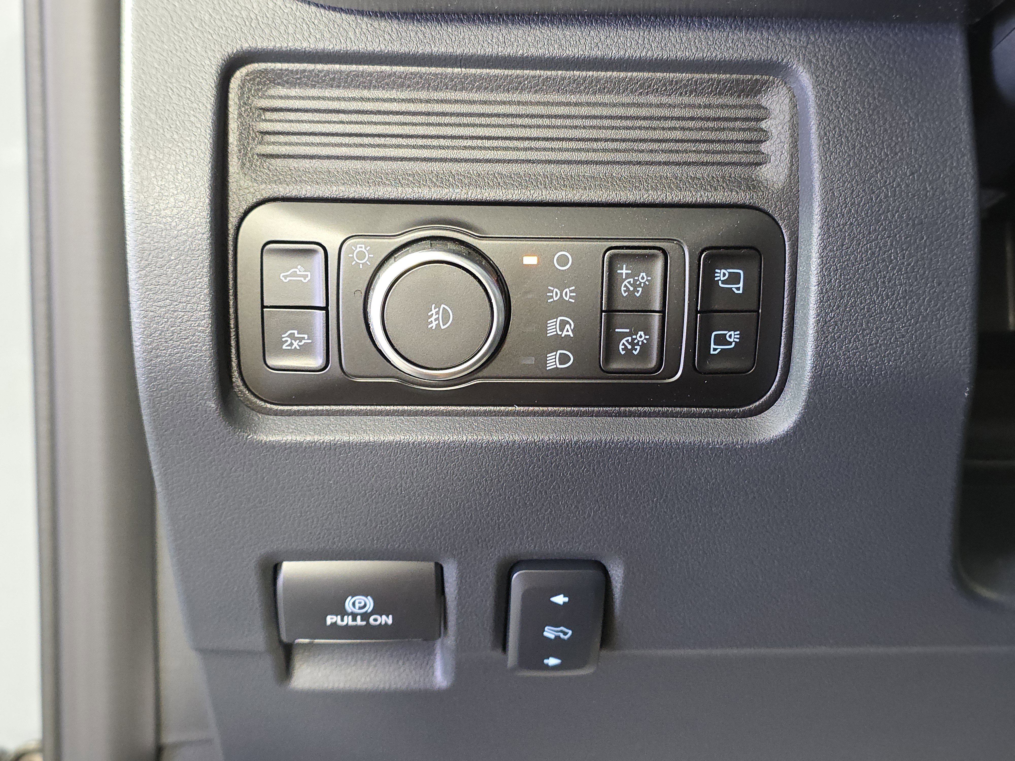 New 2026 Ford F250 Lariat image 28