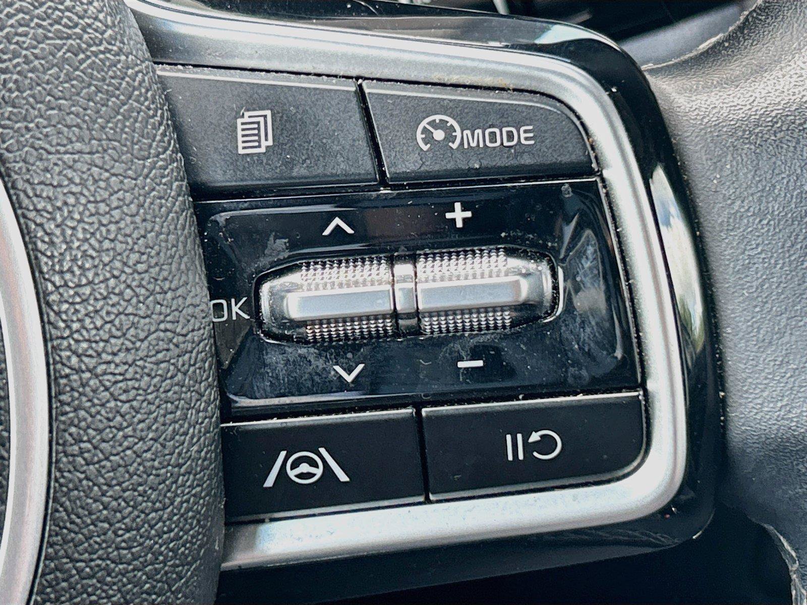 Used 2022 Kia Sorento S AWD/4WD image 37
