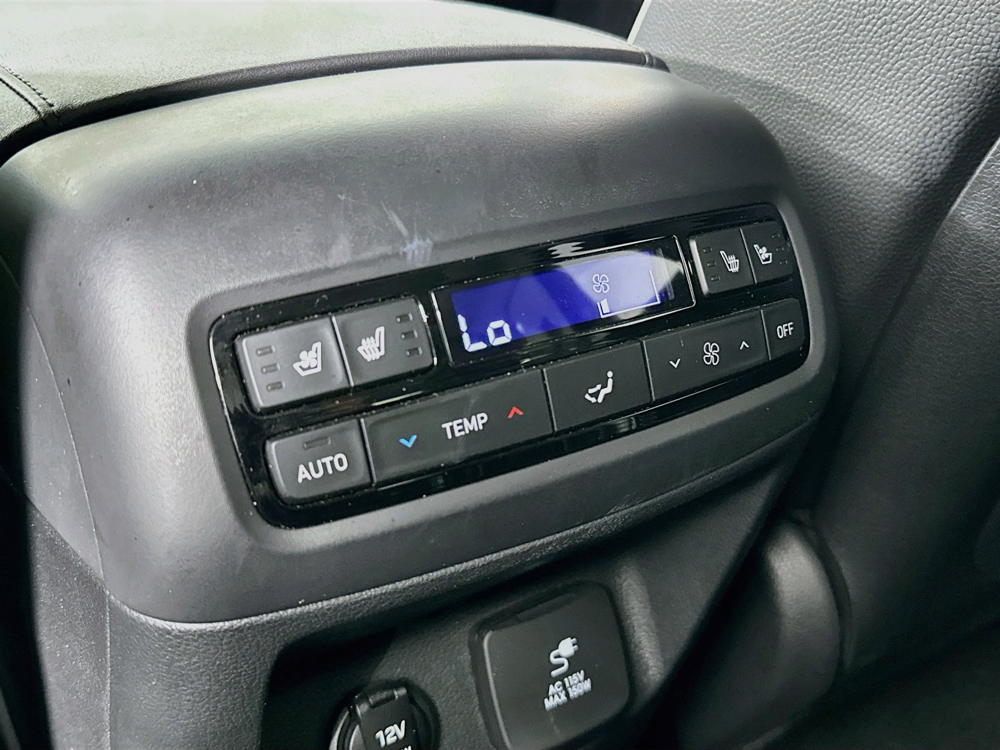 Used 2023 Hyundai Palisade Limited w/ Cargo Package FWD image 27