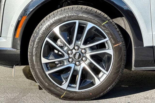 New 2026 Cadillac Optiq Sport 1 image 24