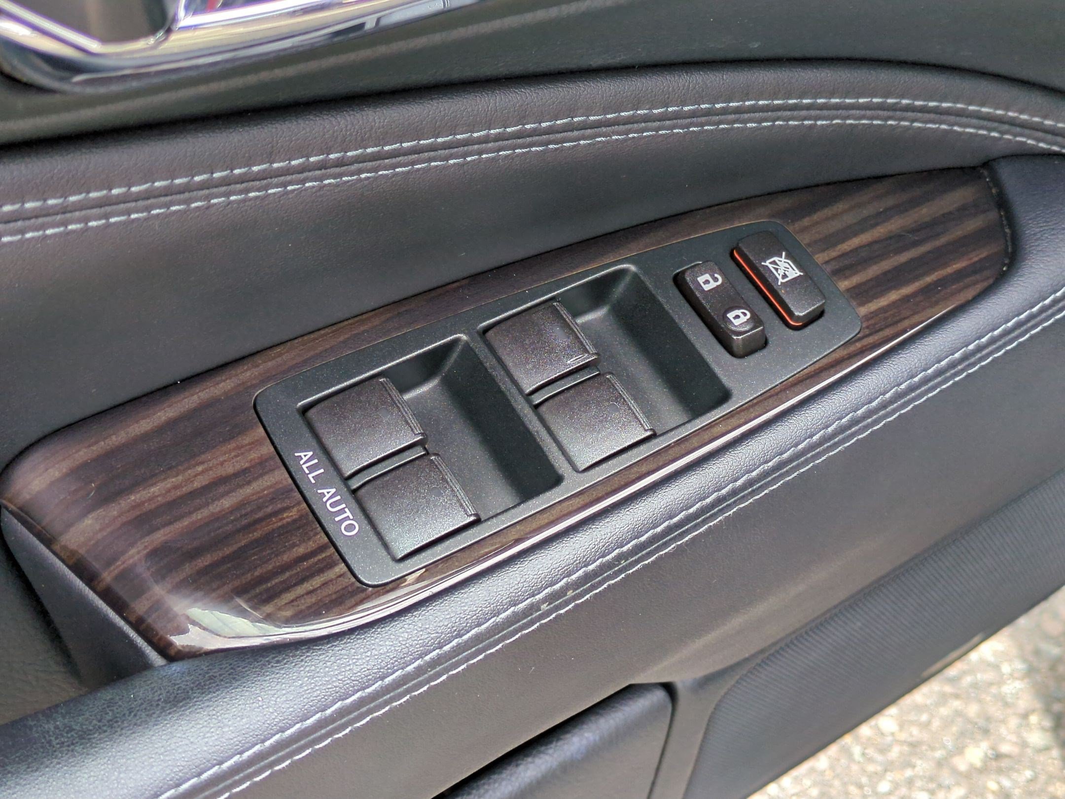 Used 2016 Lexus LS 460 L AWD/4WD image 13