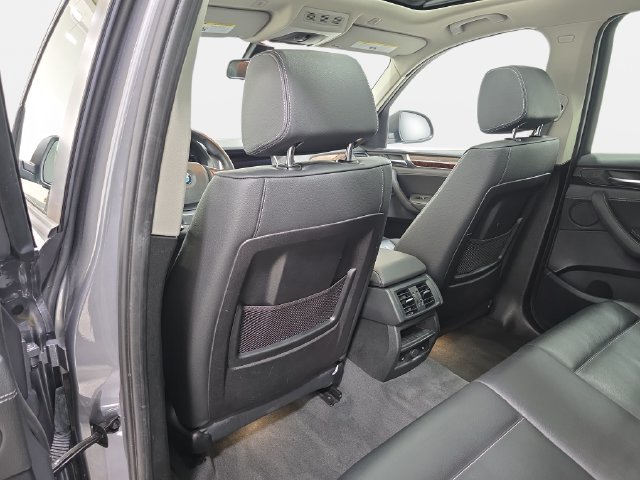 Used 2016 BMW X3 xDrive28i AWD/4WD image 12