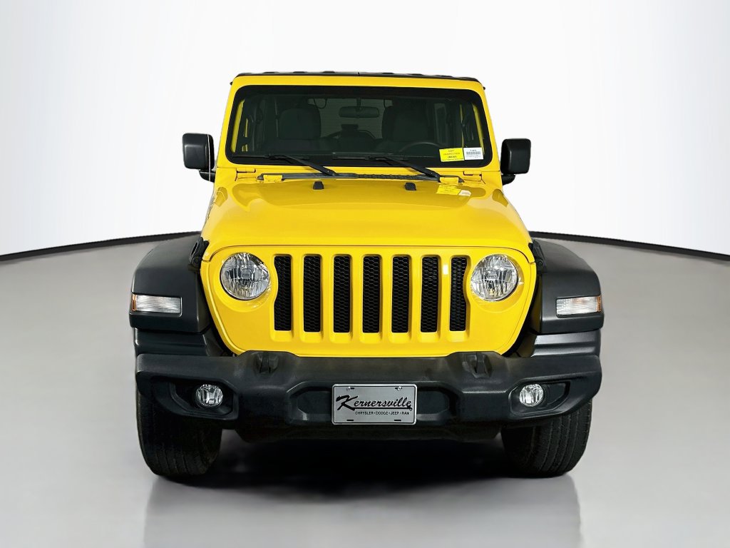 Used 2020 Jeep Wrangler Unlimited Sport AWD/4WD image 2