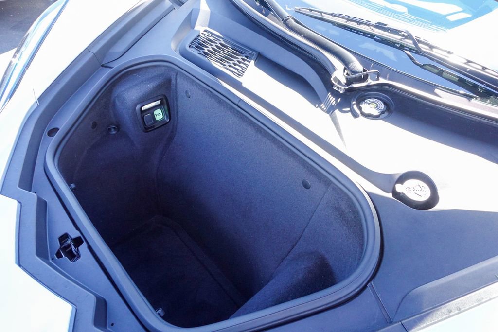 Used 2022 Chevrolet Corvette Stingray Coupe w/ Z51 Performance Package image 36