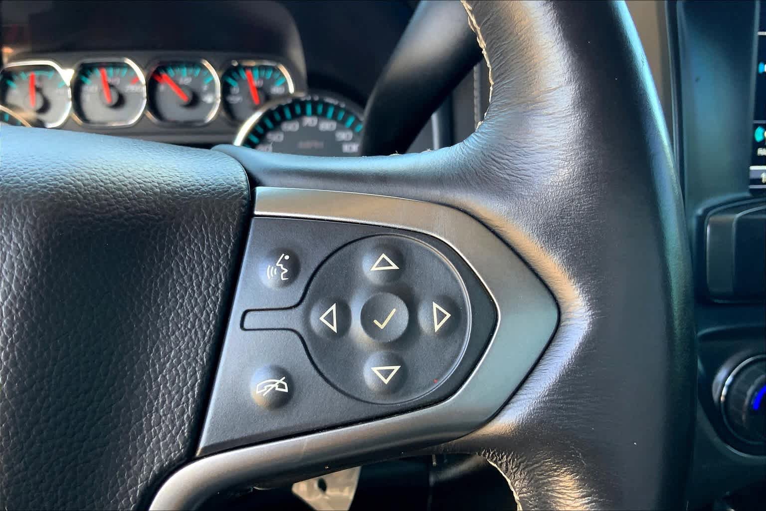 Used 2018 Chevrolet Silverado 2500 LTZ w/ Vortec Plus Package AWD/4WD image 24