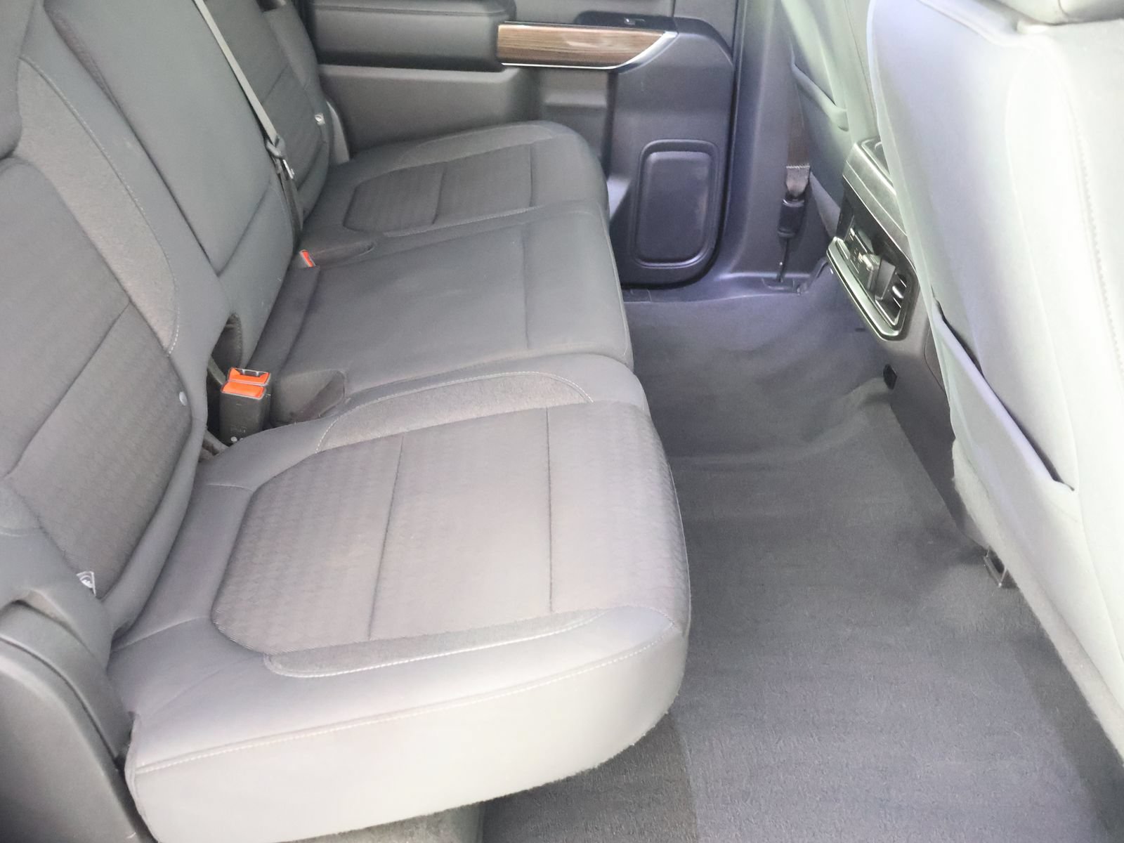 Used 2019 Chevrolet Silverado 1500 RST AWD/4WD image 47