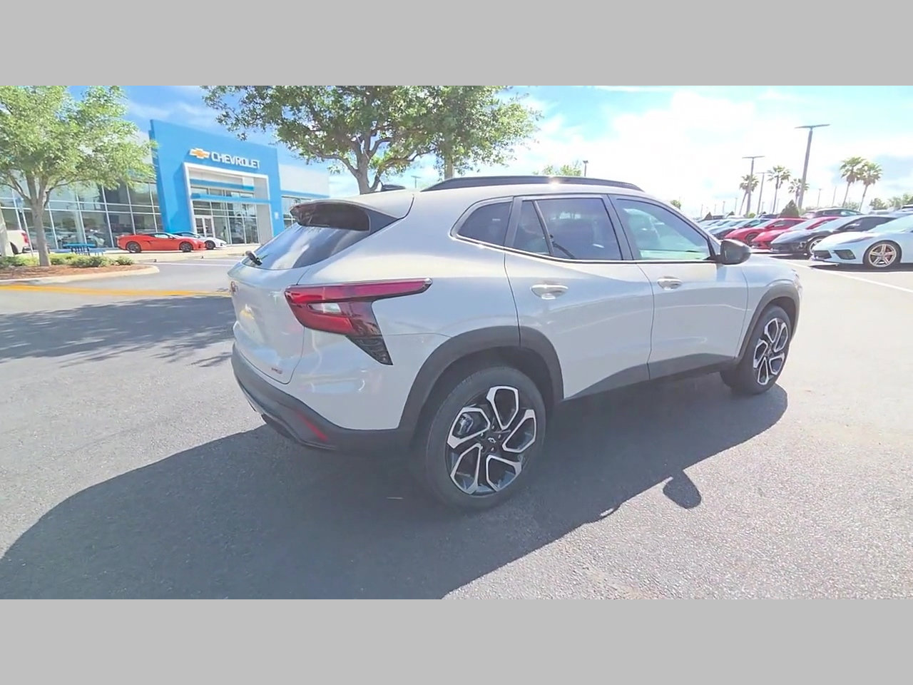 New 2026 Chevrolet Trax RS w/ Sunroof Package image 21
