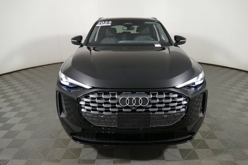 Certified 2025 Audi Q5 Premium w/ Convenience Package AWD/4WD image 2