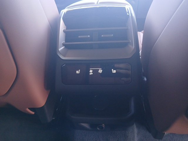 New 2027 BMW X5 xDrive40i AWD/4WD image 14