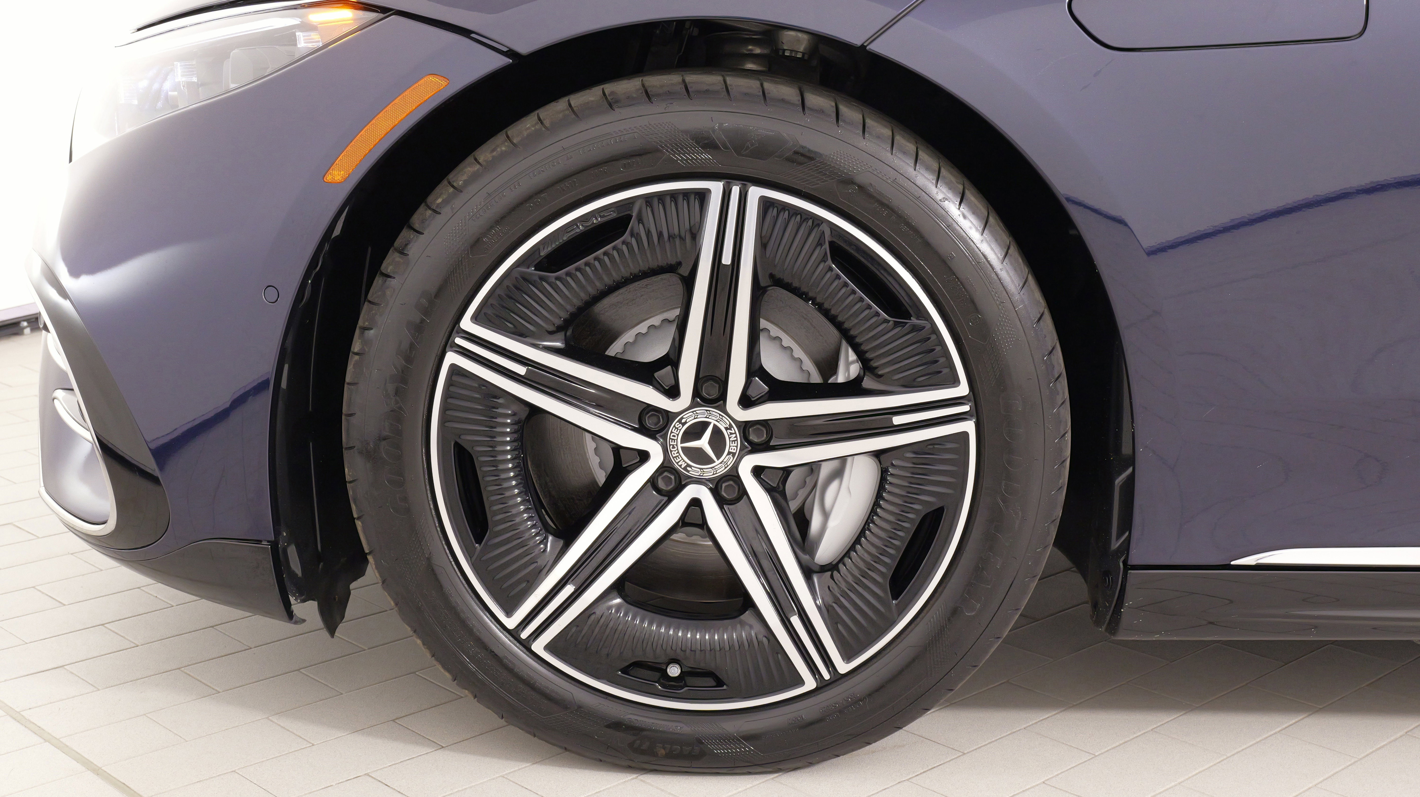 Used 2023 Mercedes-Benz EQS 580 4MATIC Sedan image 47