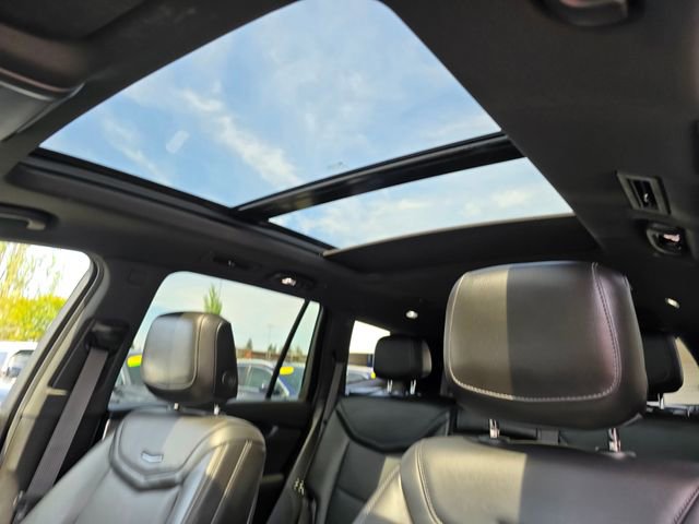 Used 2025 Cadillac XT6 Premium Luxury FWD image 29