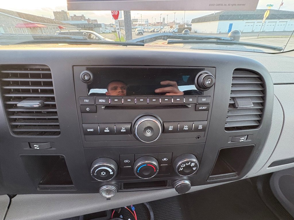 Used 2008 Chevrolet Silverado 2500 W/T w/ Snow Plow Prep Package image 12