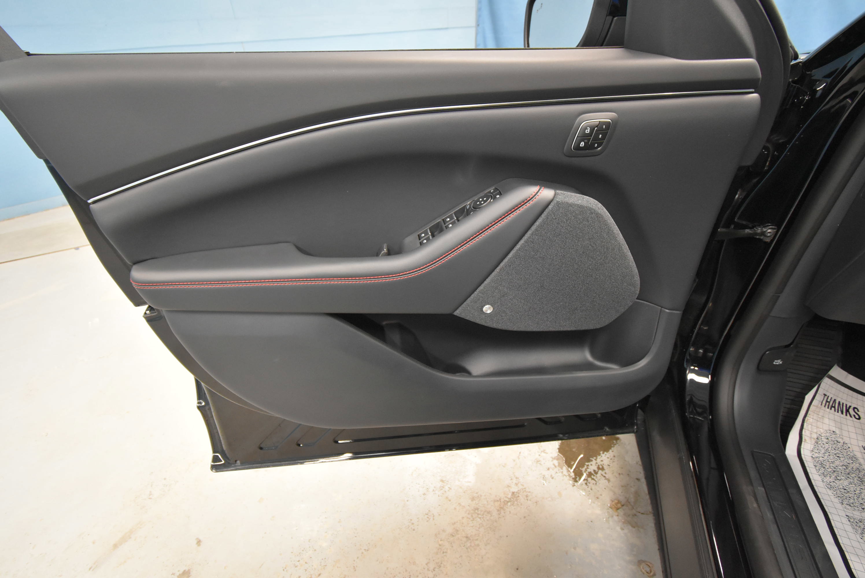 New 2026 Ford Mustang Mach-E Premium AWD/4WD image 4