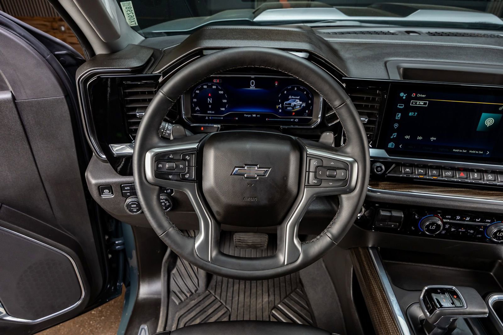 Used 2025 Chevrolet Silverado 1500 LT Trail Boss w/ Convenience Package II image 20