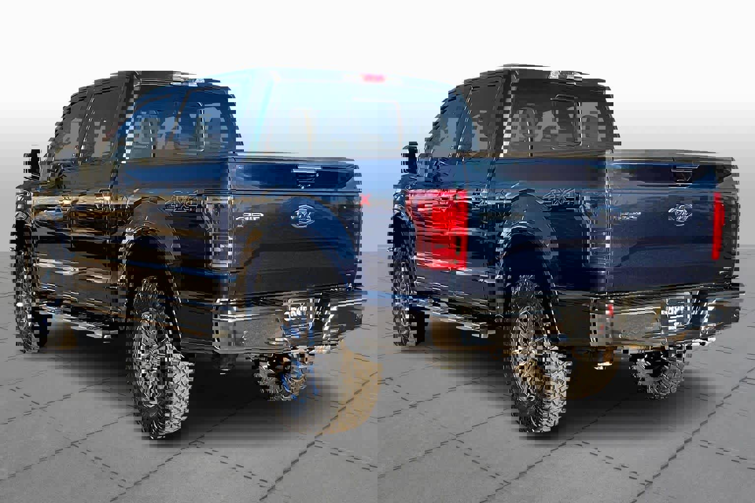 Used 2016 Ford F150 Lariat image 10