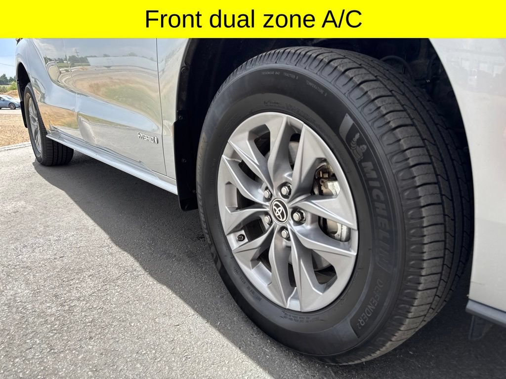 Used 2021 Toyota Sienna XLE w/ XLE Plus Package AWD/4WD image 10