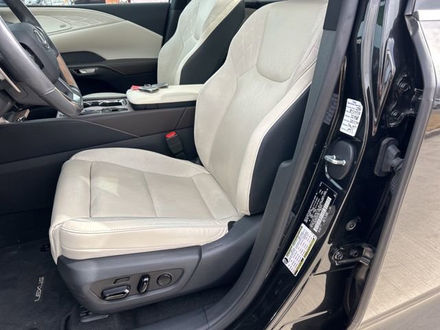 Used 2024 Lexus RX 350 w/ Convenience Package image 14