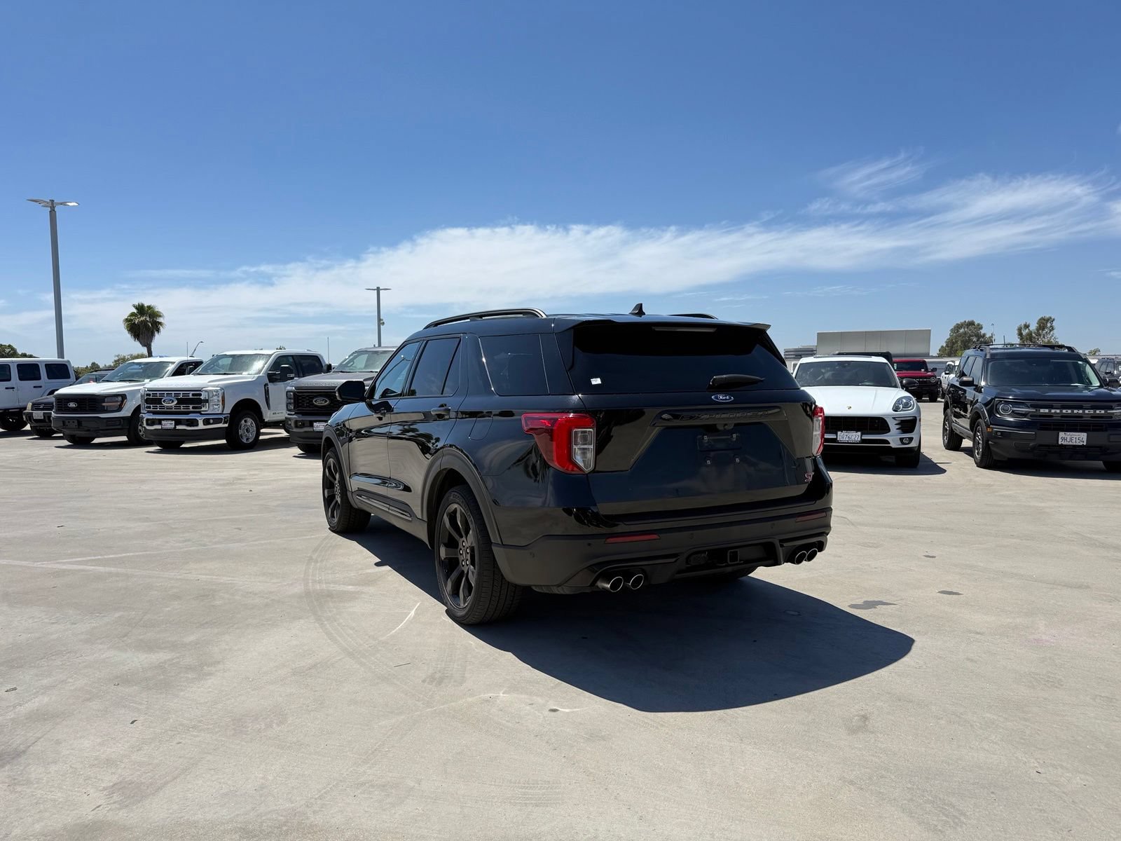 Used 2021 Ford Explorer ST w/ Equipment Group 401A AWD/4WD image 2