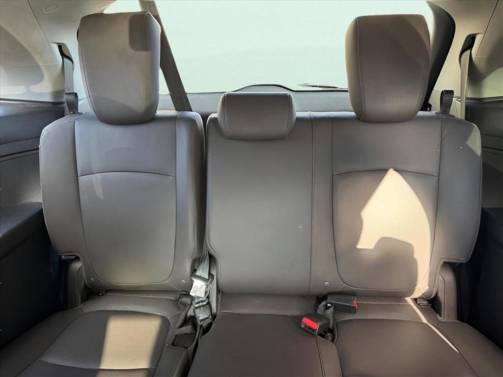 Used 2018 Honda Odyssey Touring image 13