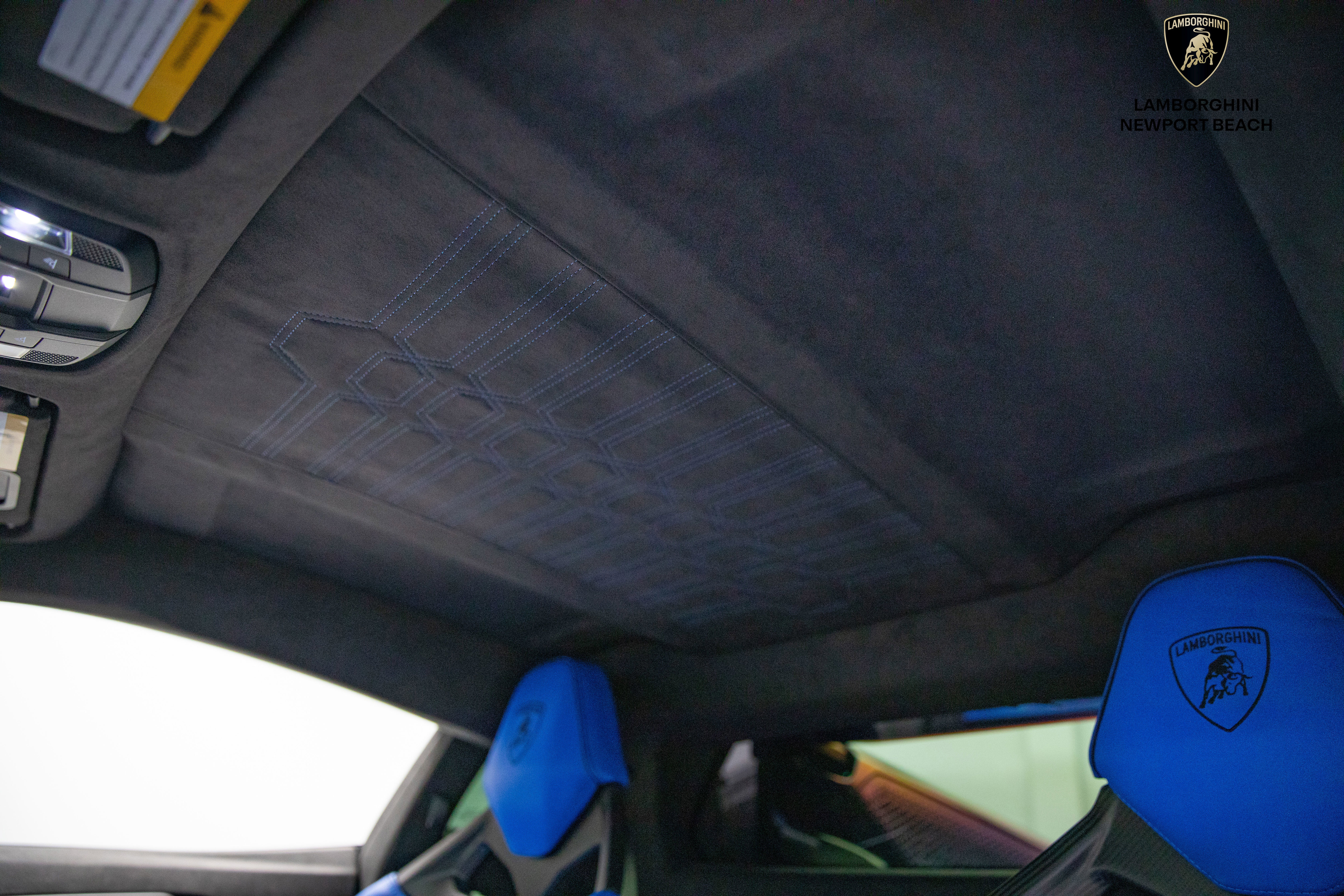 Used 2024 Lamborghini Revuelto image 40