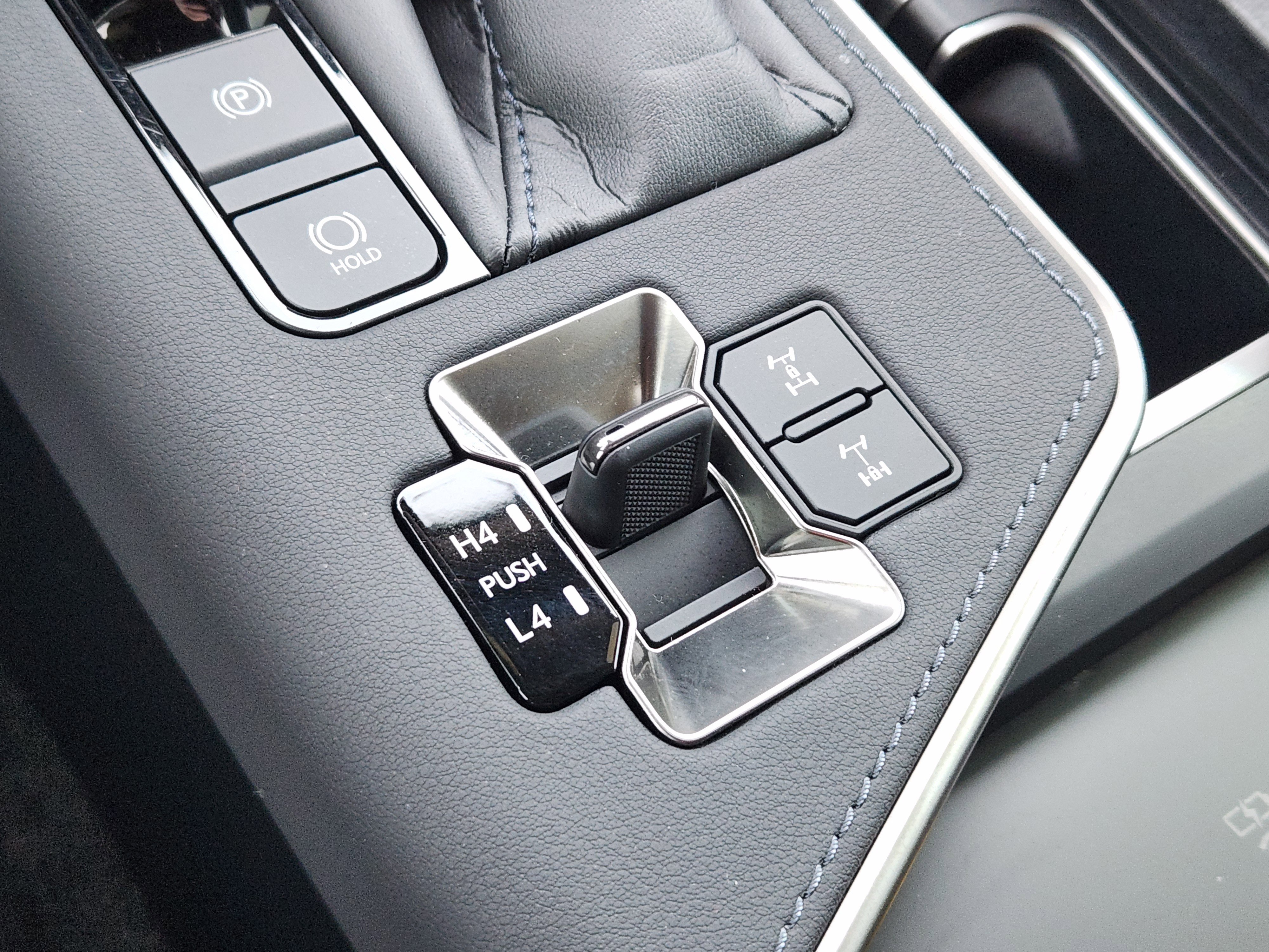 Used 2024 Lexus GX 550 550 Overtrail+ image 26