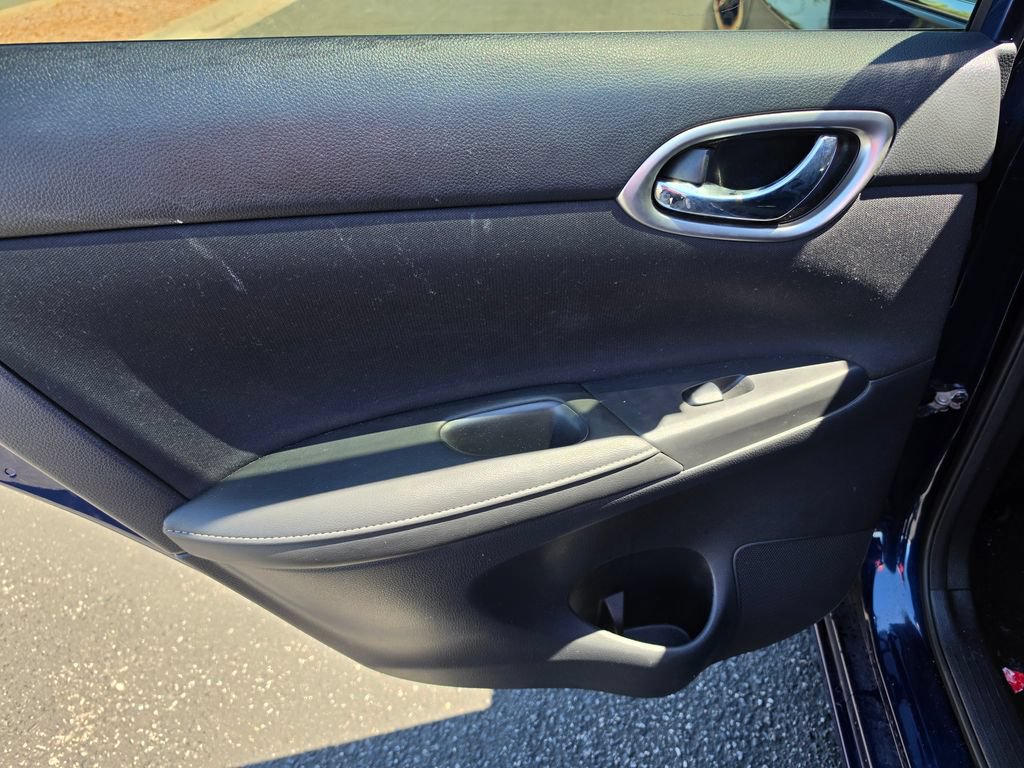Used 2019 Nissan Sentra SV FWD image 9