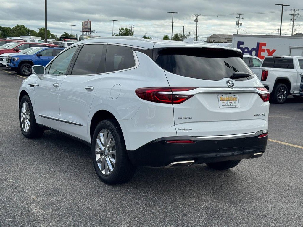 Used 2018 Buick Enclave Essence w/ Trailering Package AWD/4WD image 6