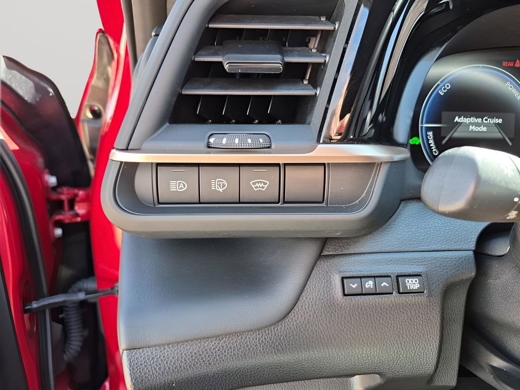 Used 2025 Toyota Crown Signia w/ Advanced Technology Package AWD/4WD image 34