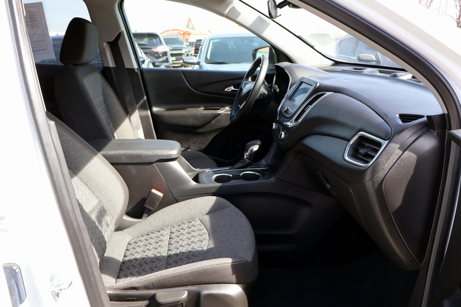 Used 2024 Chevrolet Equinox LT image 12