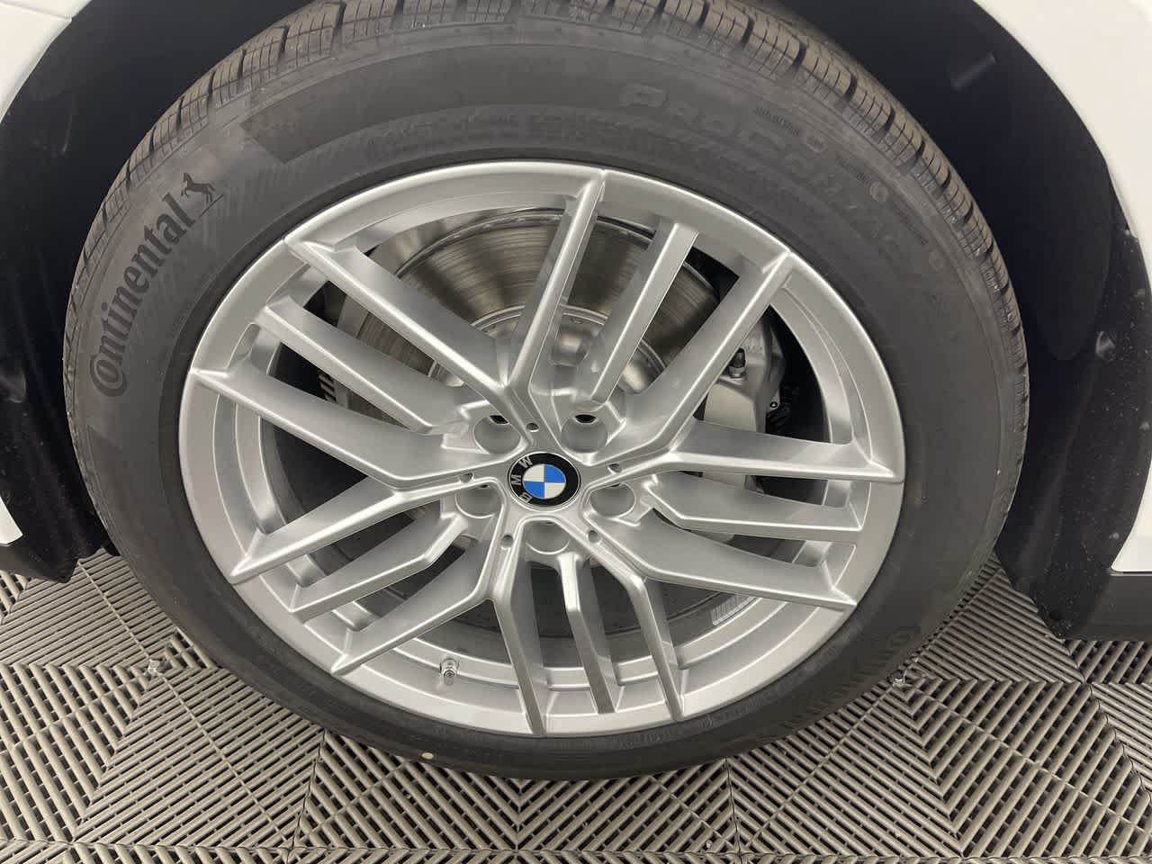 Used 2024 BMW 530i xDrive w/ Convenience Package AWD/4WD image 10