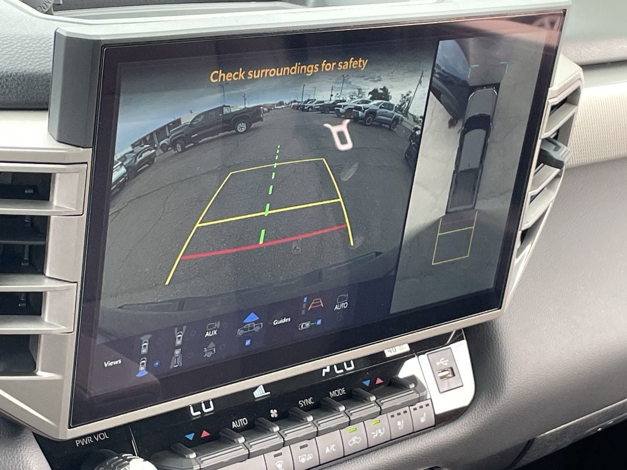 New 2026 Toyota Tundra Limited AWD/4WD image 15