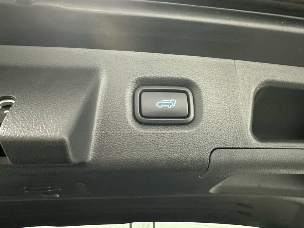 Used 2023 Hyundai Santa Fe SEL FWD image 20