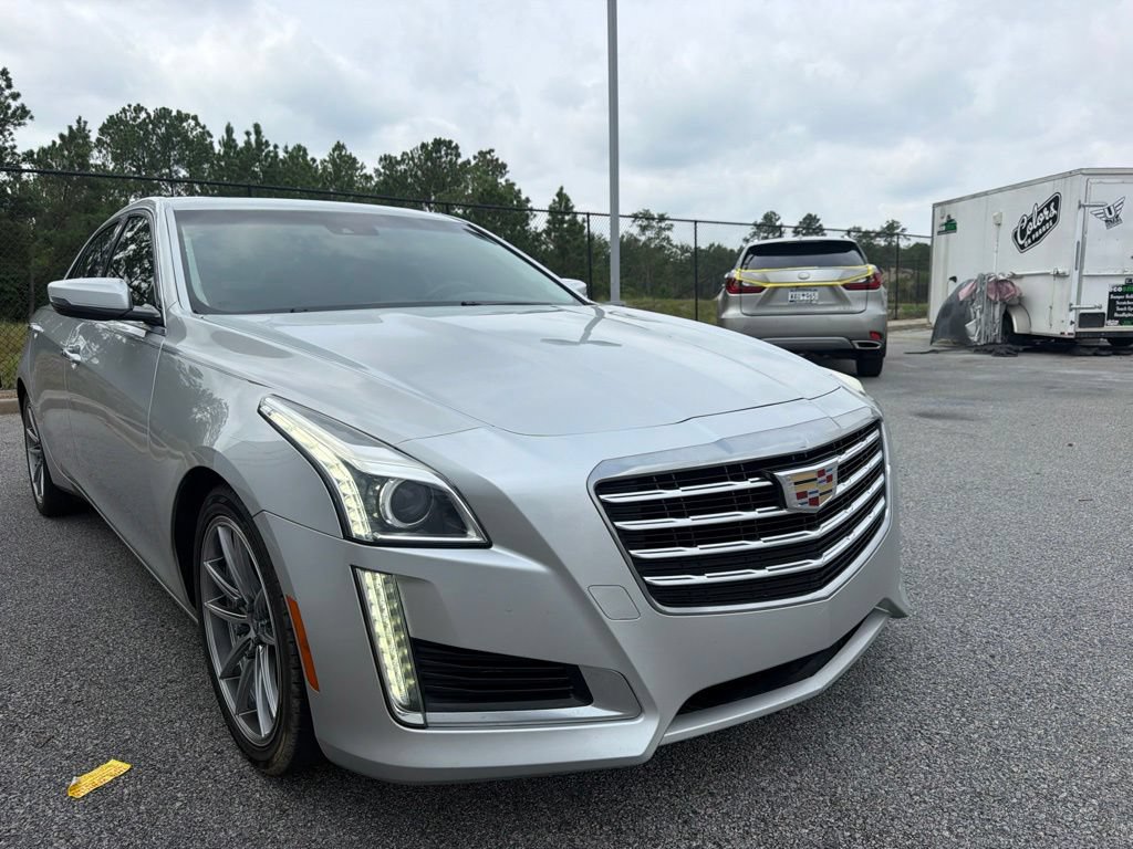 Used 2017 Cadillac CTS Luxury RWD image 2