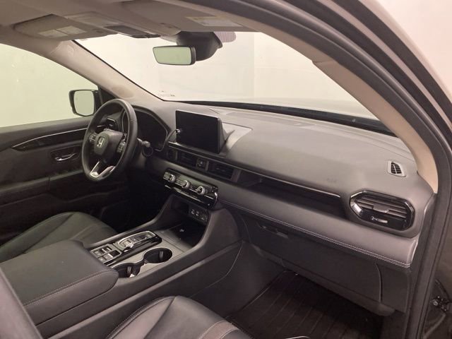 Used 2025 Honda Pilot EX-L image 22