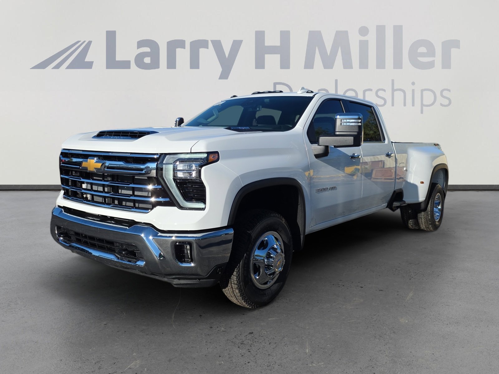 New 2026 Chevrolet Silverado 3500 LTZ w/ LTZ Convenience Package
