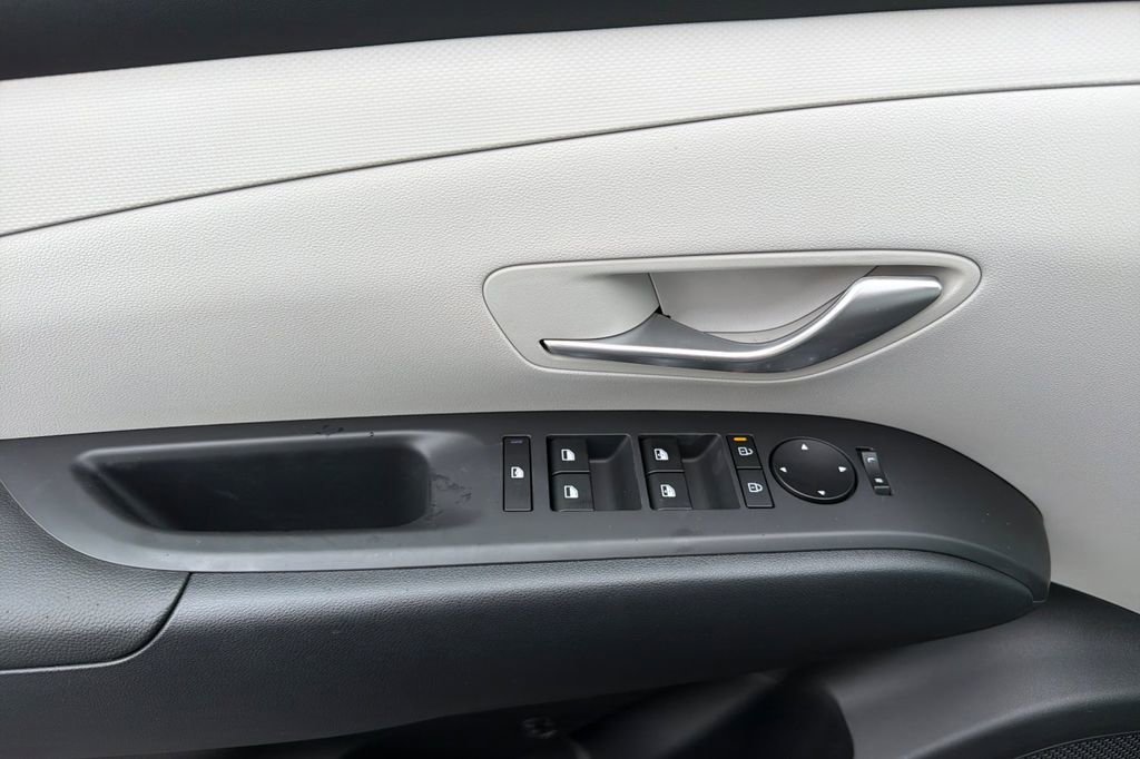 New 2026 Hyundai Tucson SEL image 9