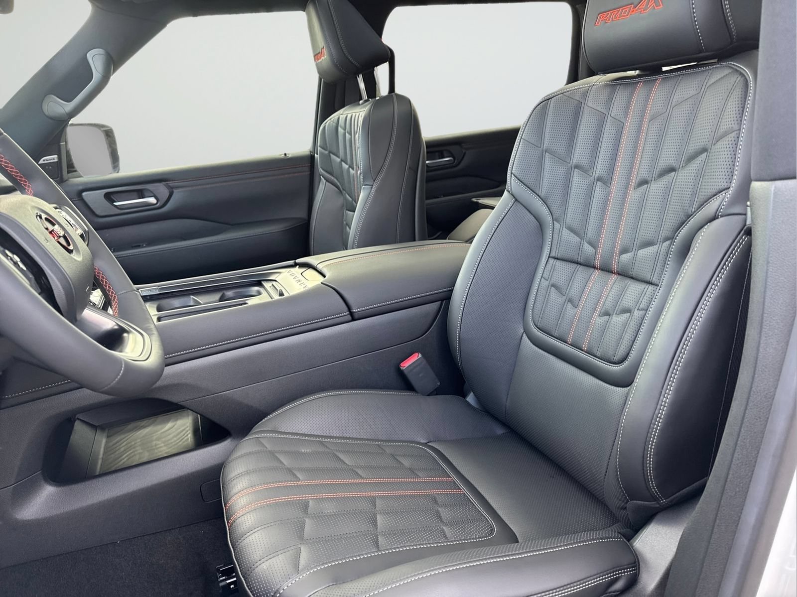 New 2026 Nissan Armada PRO-4X AWD/4WD image 28