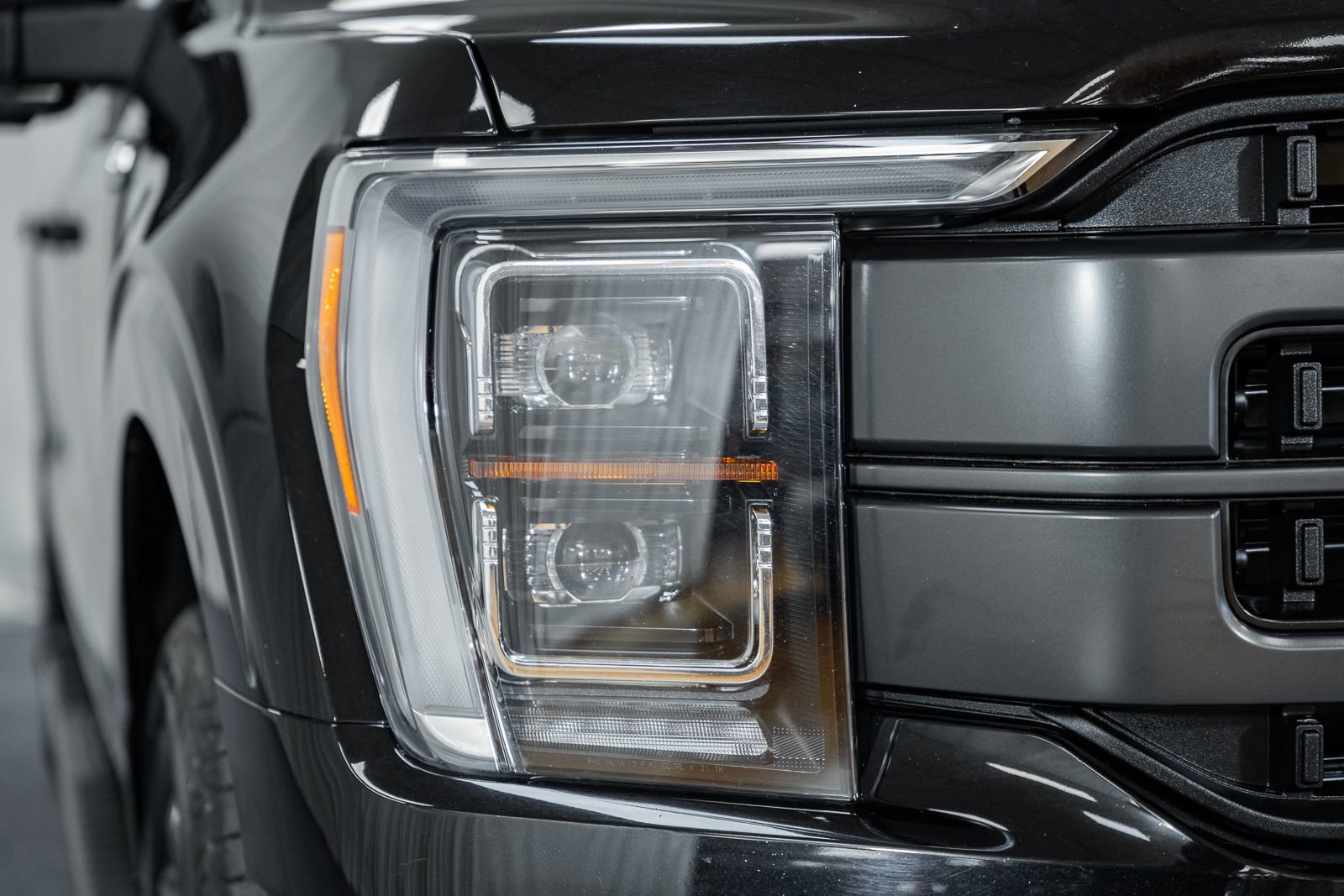 Certified 2023 Ford F150 Lariat w/ Equipment Group 502A High image 14